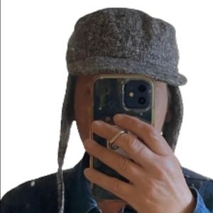 Cute tweed hat with ear covers